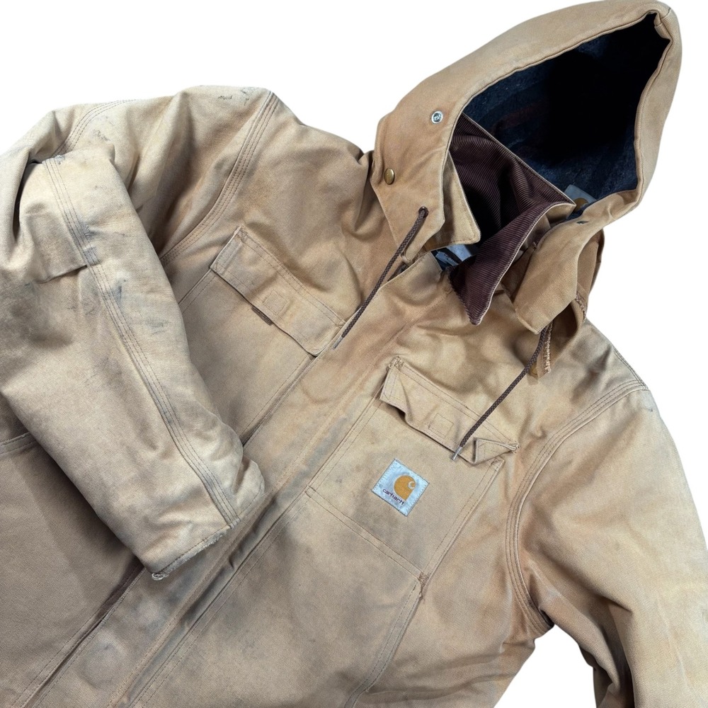 Carhartt Duck Barn Jacket Hooded Workwear Tan Brown thrashed Streetwear grunge